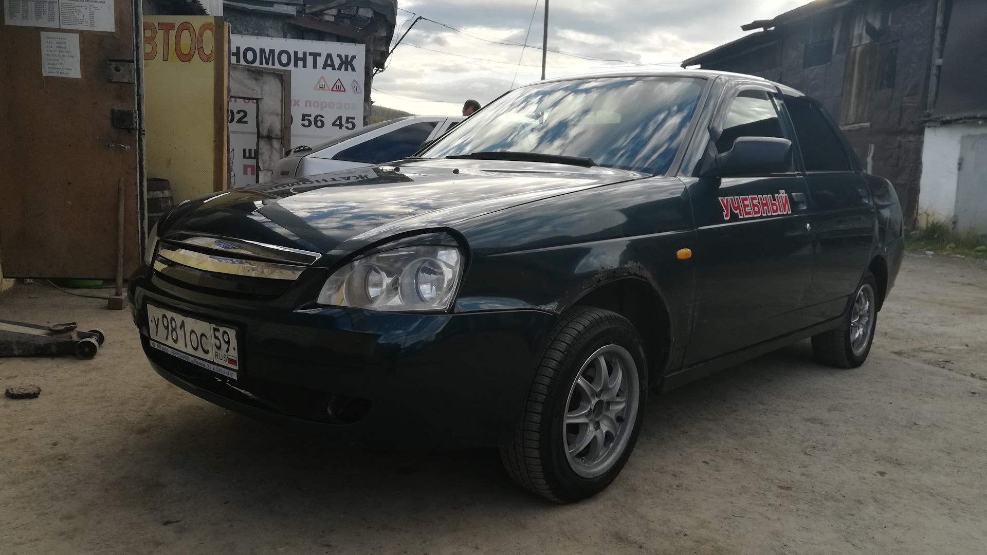 Lada Приора седан 1.6 бензиновый 2007 | Учебный на DRIVE2