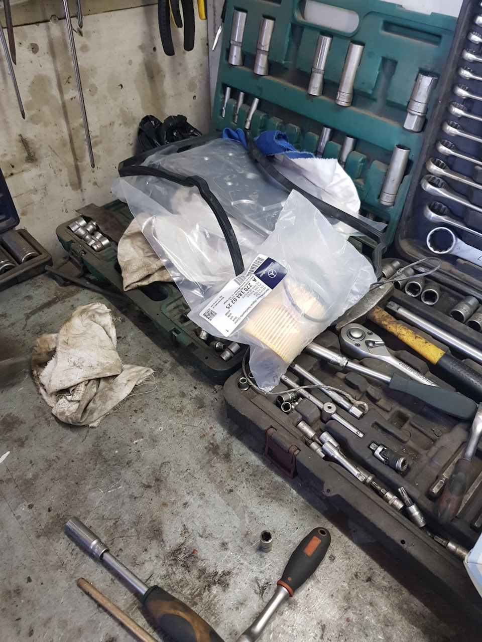 Саб в заднюю полку. Помогите советом. — Lada 2115, 1,5 л, 2006 года ...