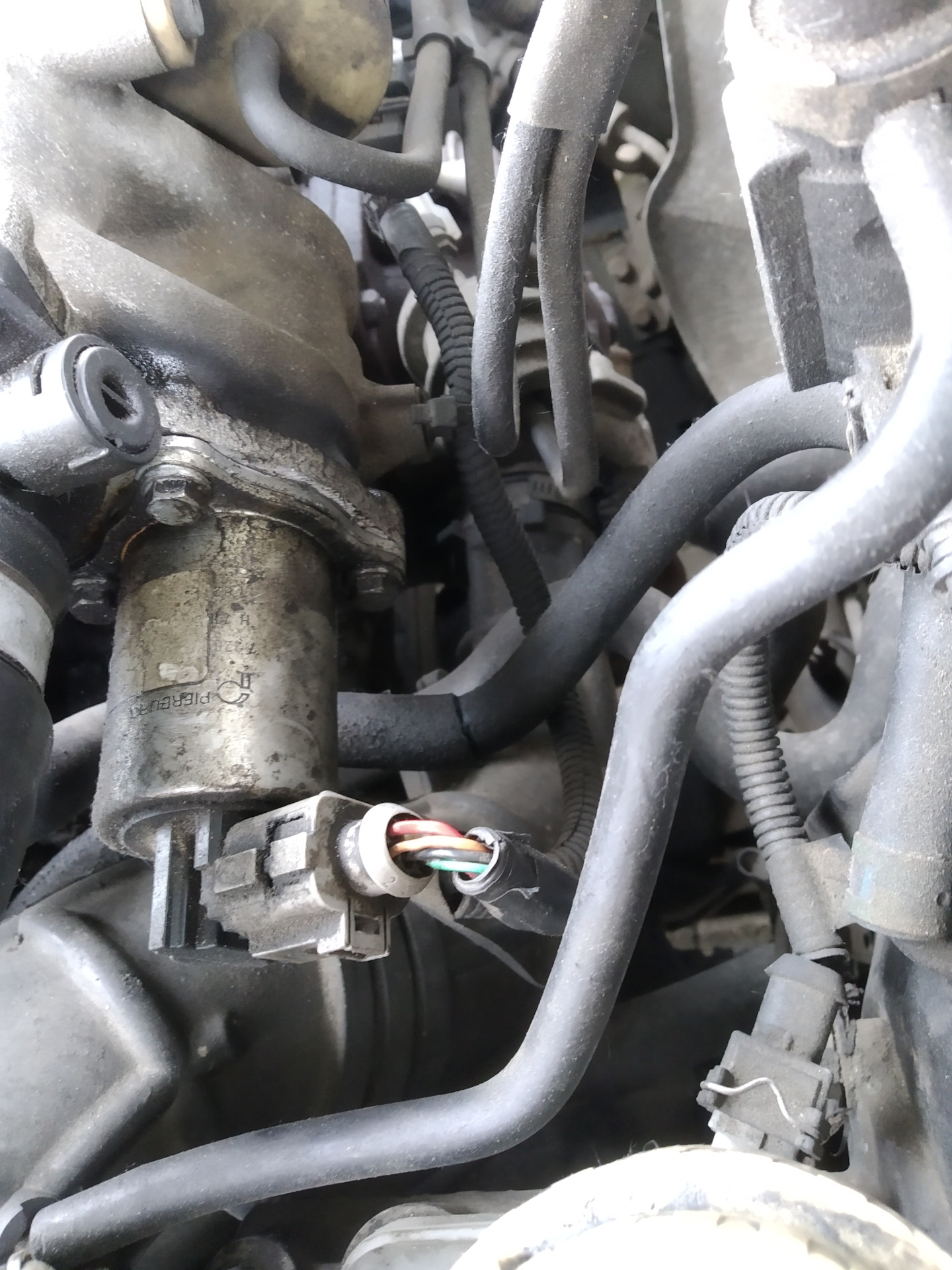 регулятор давления топлива 1. дергается при разгоне ваз 2114. M47n2 нету тяги. мерседес спринтер 2. пассат б5 пропала тяга.