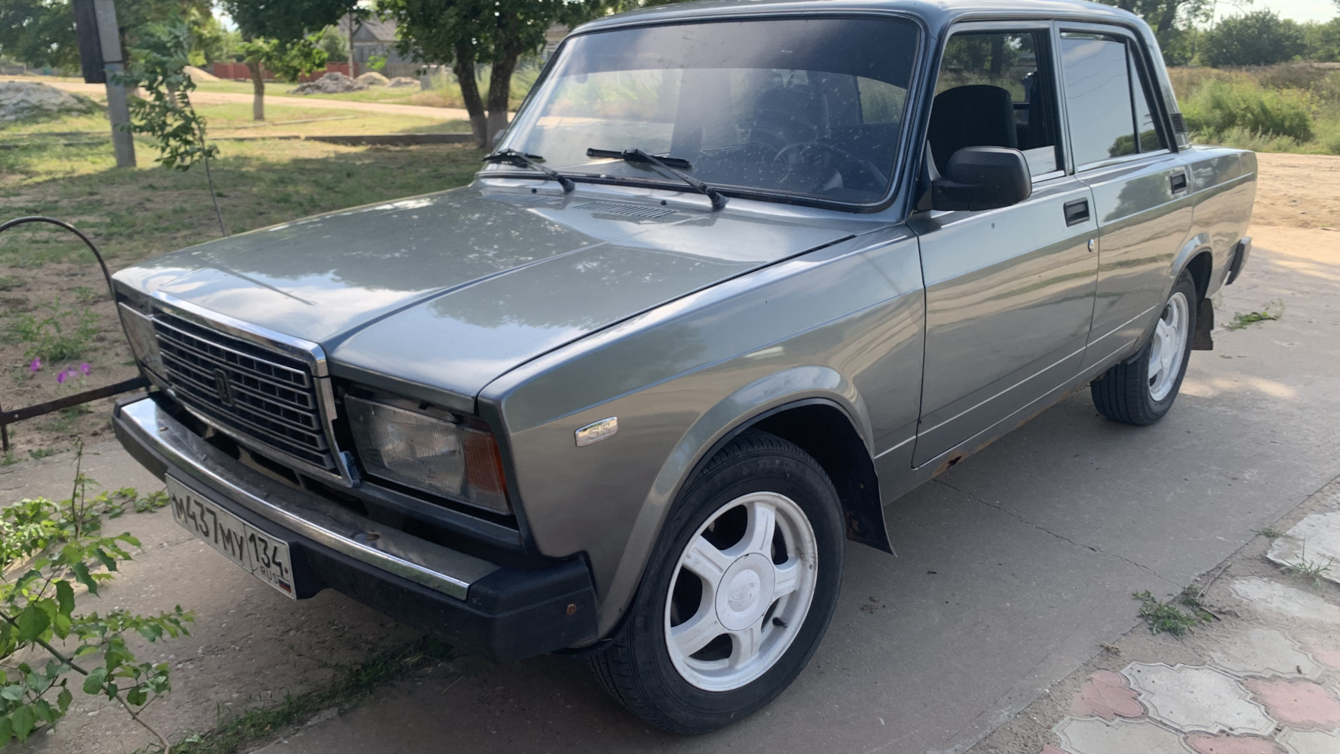 Lada 210740 Lada 2107