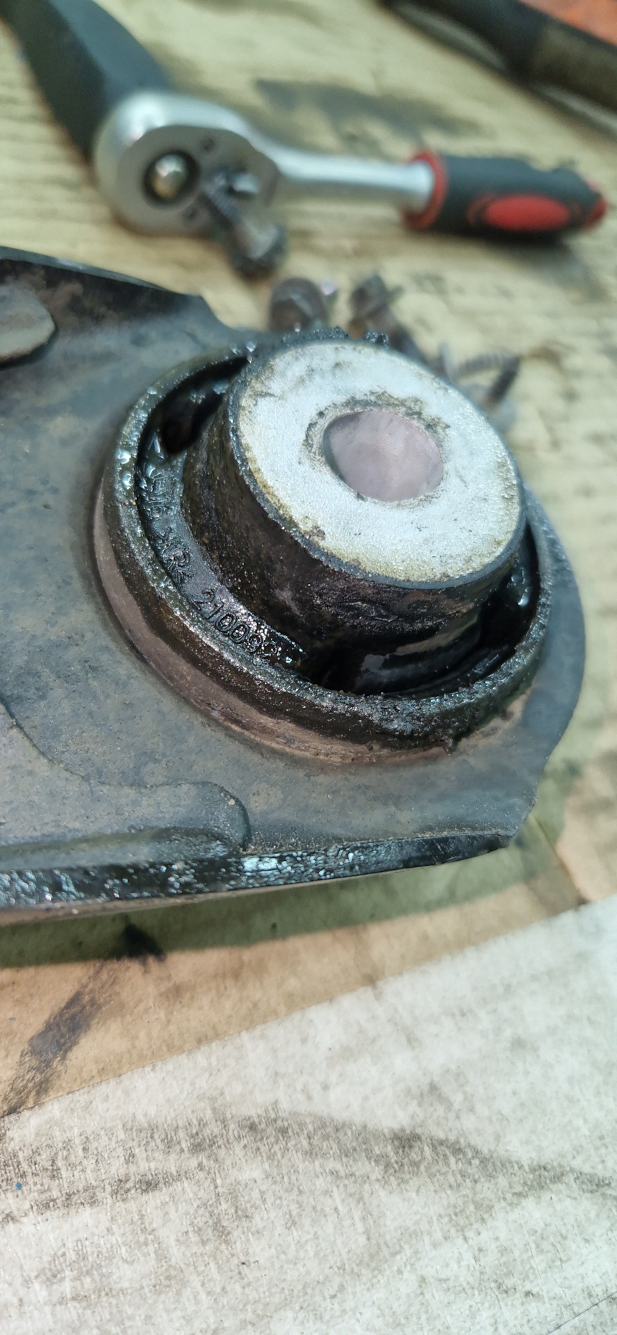 Скрип передней подвески. — Geely Tugella, 2 л, 2021 года | расходники ...