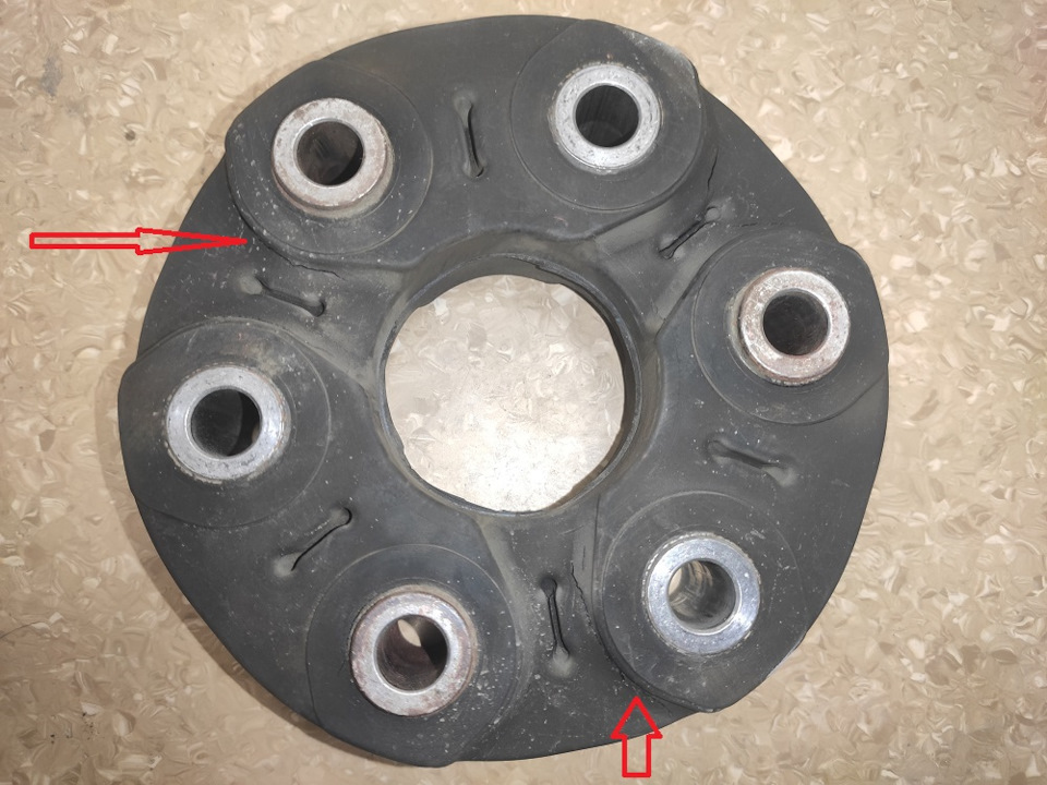 Сторона, которую обычно смотрят на подъёмнике — BMW 5 series (F10)