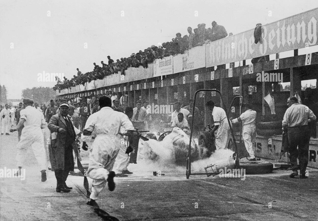 Гонщики "Мерседес-Бенц" (1926-1955). Манфред фон Браухич. — DRIVE2