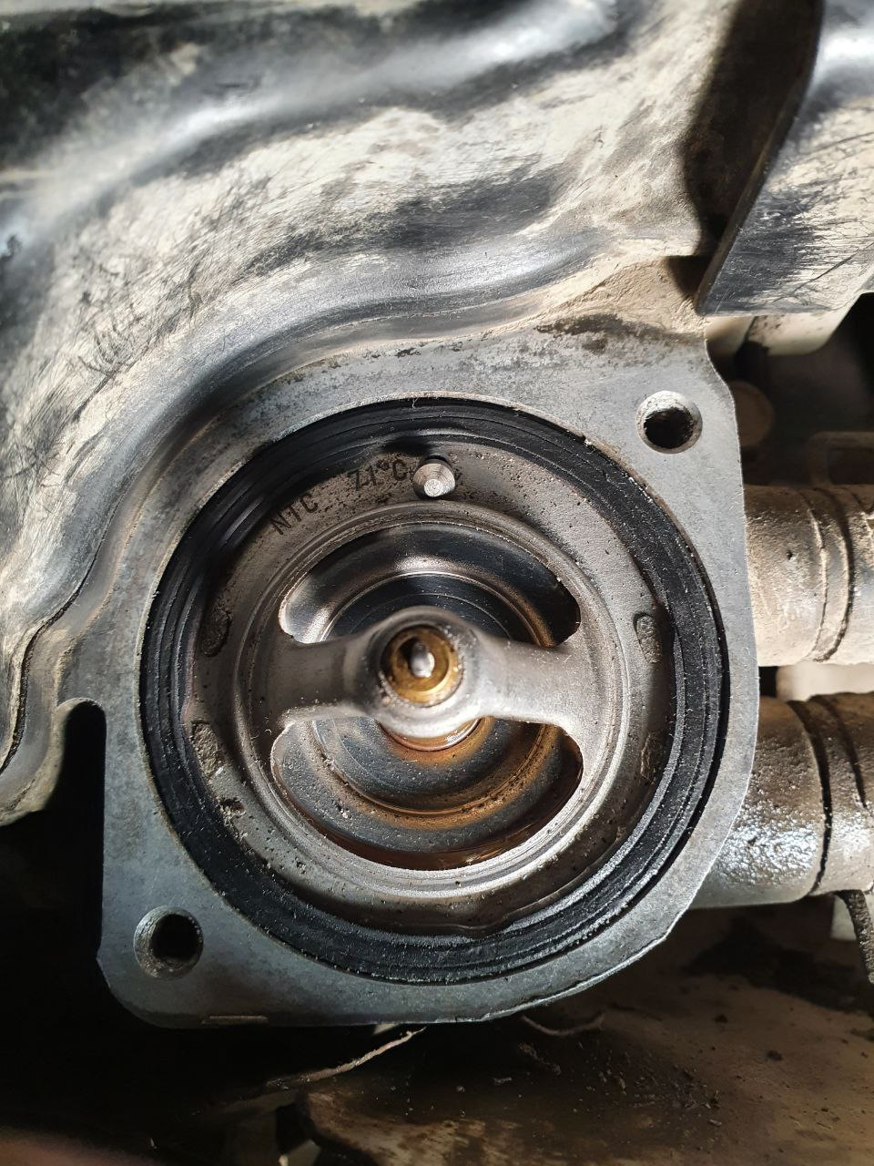 #10 Термостат и антифриз — Subaru Forester (SF), 2 л, 2000 года ...
