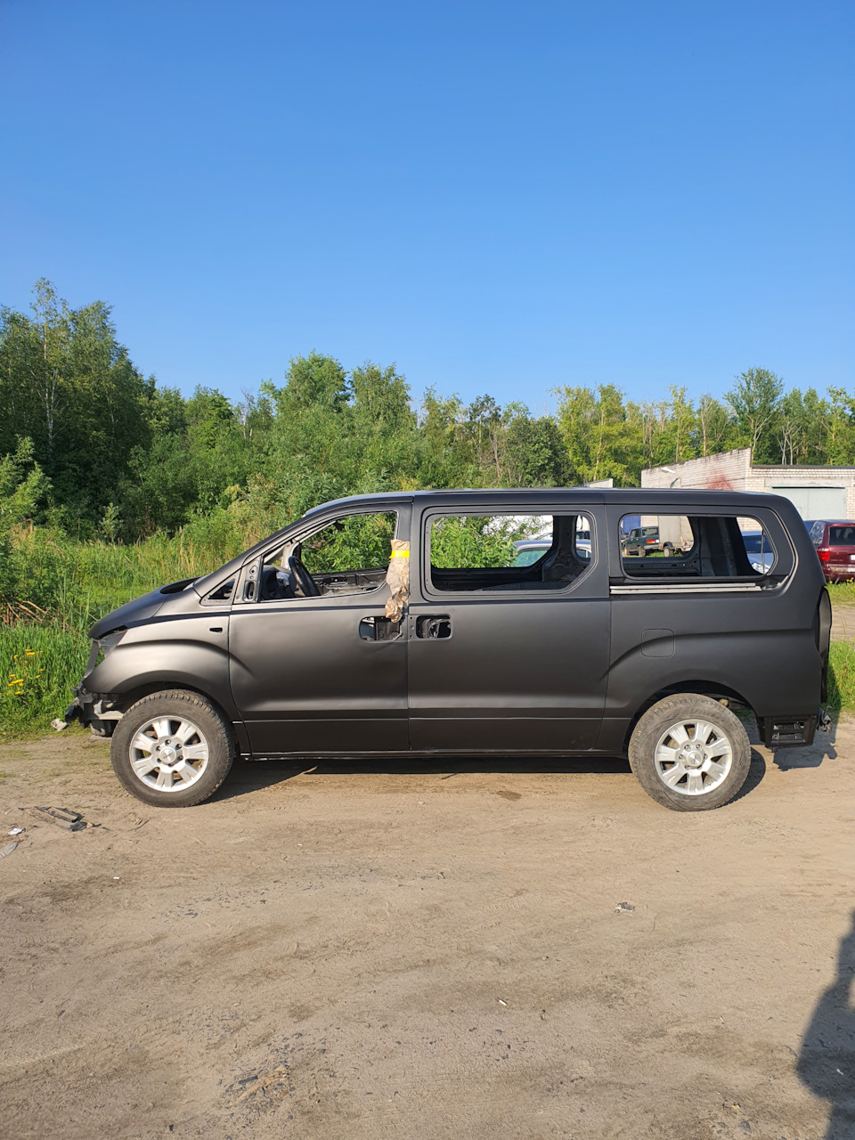 Феникс возрождается — Hyundai H-1 (2G), 2,5 л, 2009 года | кузовной ремонт  | DRIVE2