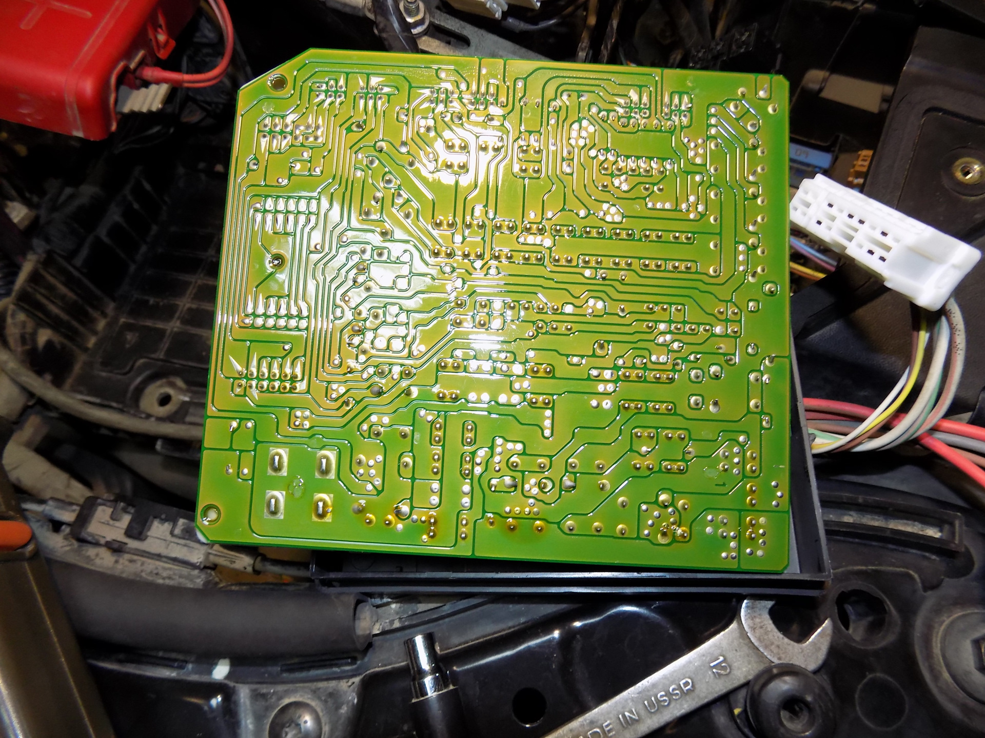 52. Предохранитель габаритных огней. - Renault Megane II, 1,6 л, 2008 года элект