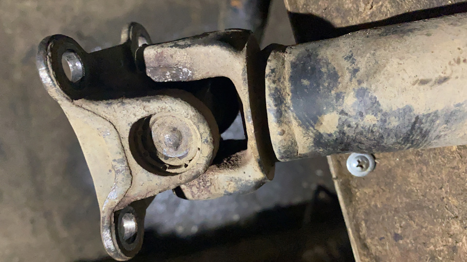 Глава 240. Живее всех живых. Отвалился кардан. — Infiniti FX (1G), 3,5 ...