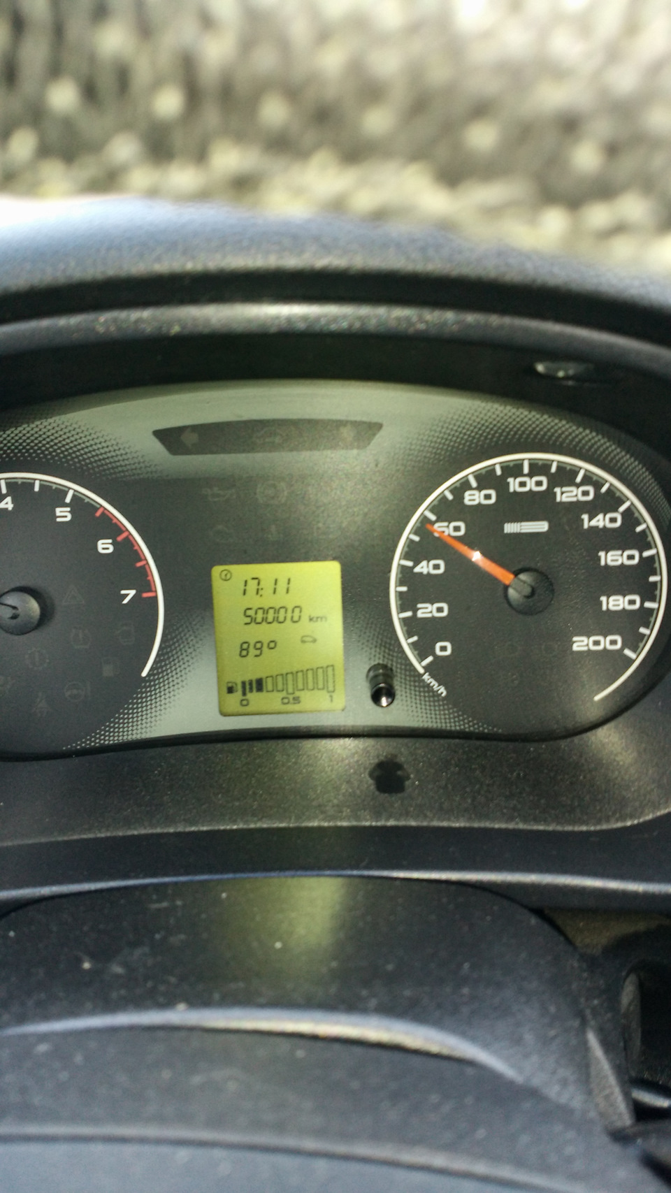 Был юбилейчик недавно — Lada Гранта Лифтбек (1G)