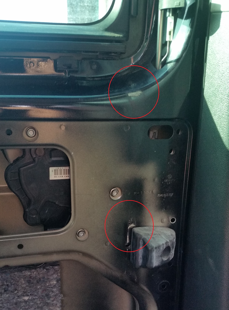 Фото в бортжурнале Volkswagen Multivan (T5). Запчасти на фото: P11011