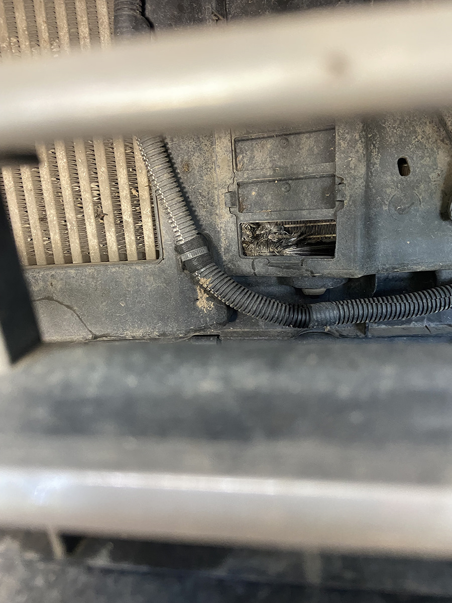 Фото в бортжурнале Peugeot 408