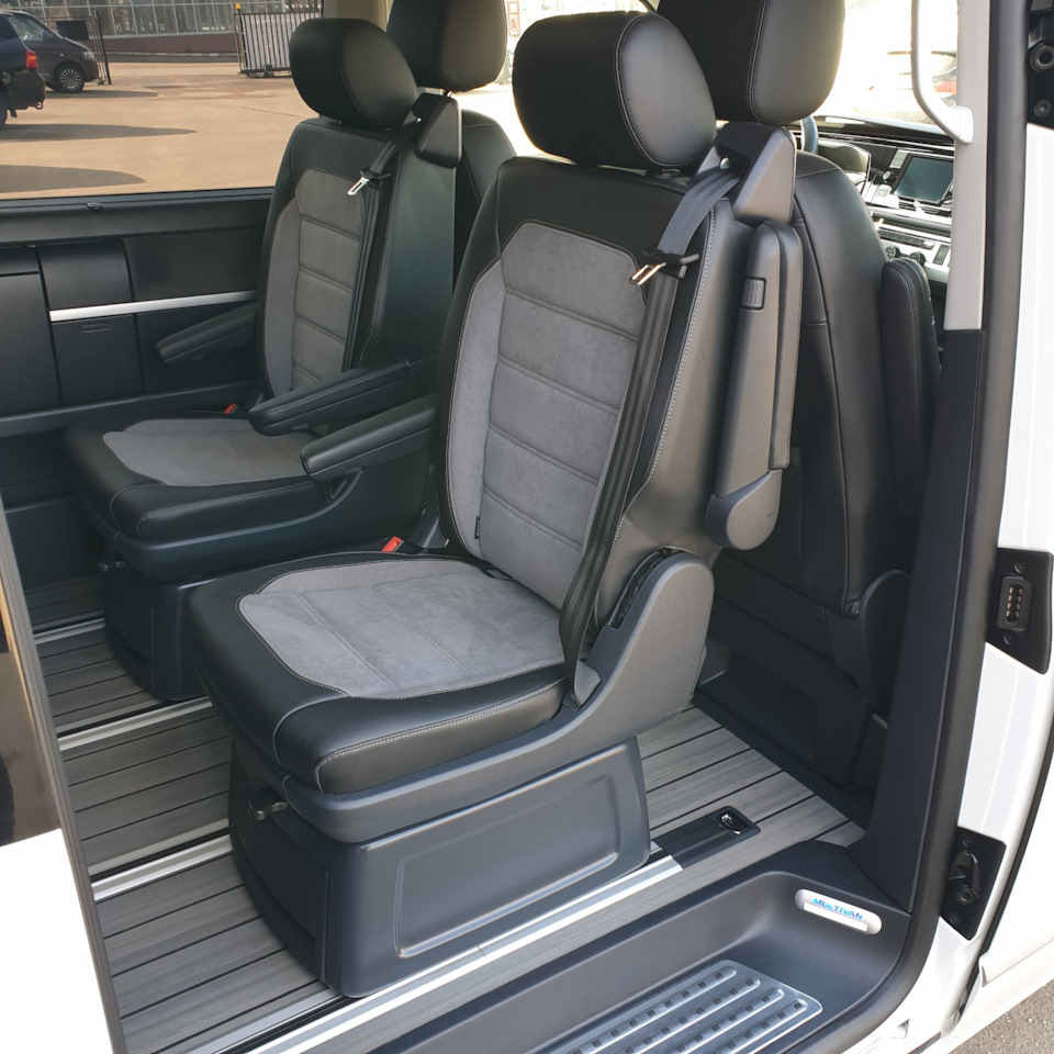 Внедрение салона от Multivan + плюшки — Volkswagen Caravelle (T6.1), 2 ...