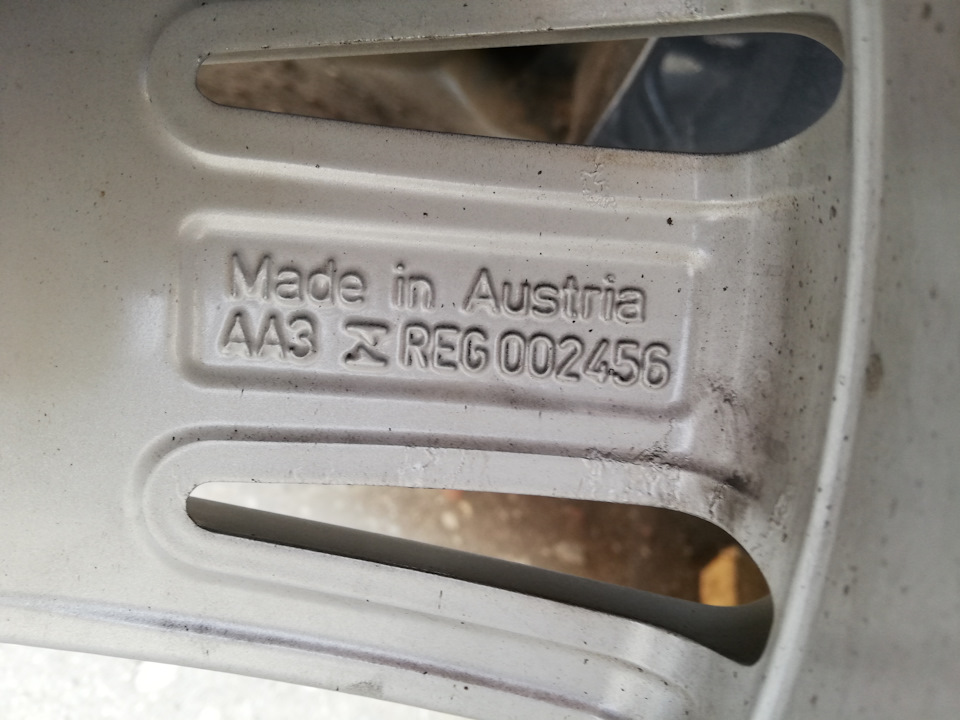 Фото в бортжурнале Audi A6 Avant (C6)