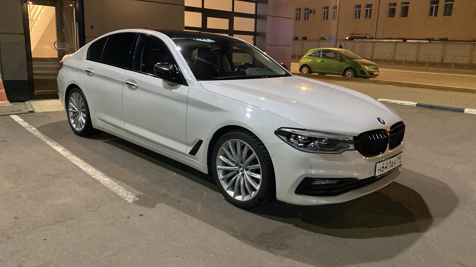 BMW 5 series (G30) 2.0 бензиновый 2018 | Немецкая Кэмри на DRIVE2