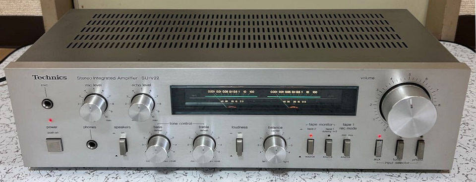 10 1981-82 Technics SU-V44, SU-V22, SU-V11, SU-Z22, SU-Z11 10 1981-82 Technics SU-V44, SU-V22, SU-V11, SU-Z22, SU-Z11