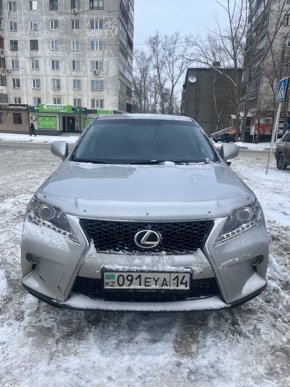 Установка дефлектора капота — Lexus RX 450h (3G), 3,5 л, 2010 года ...