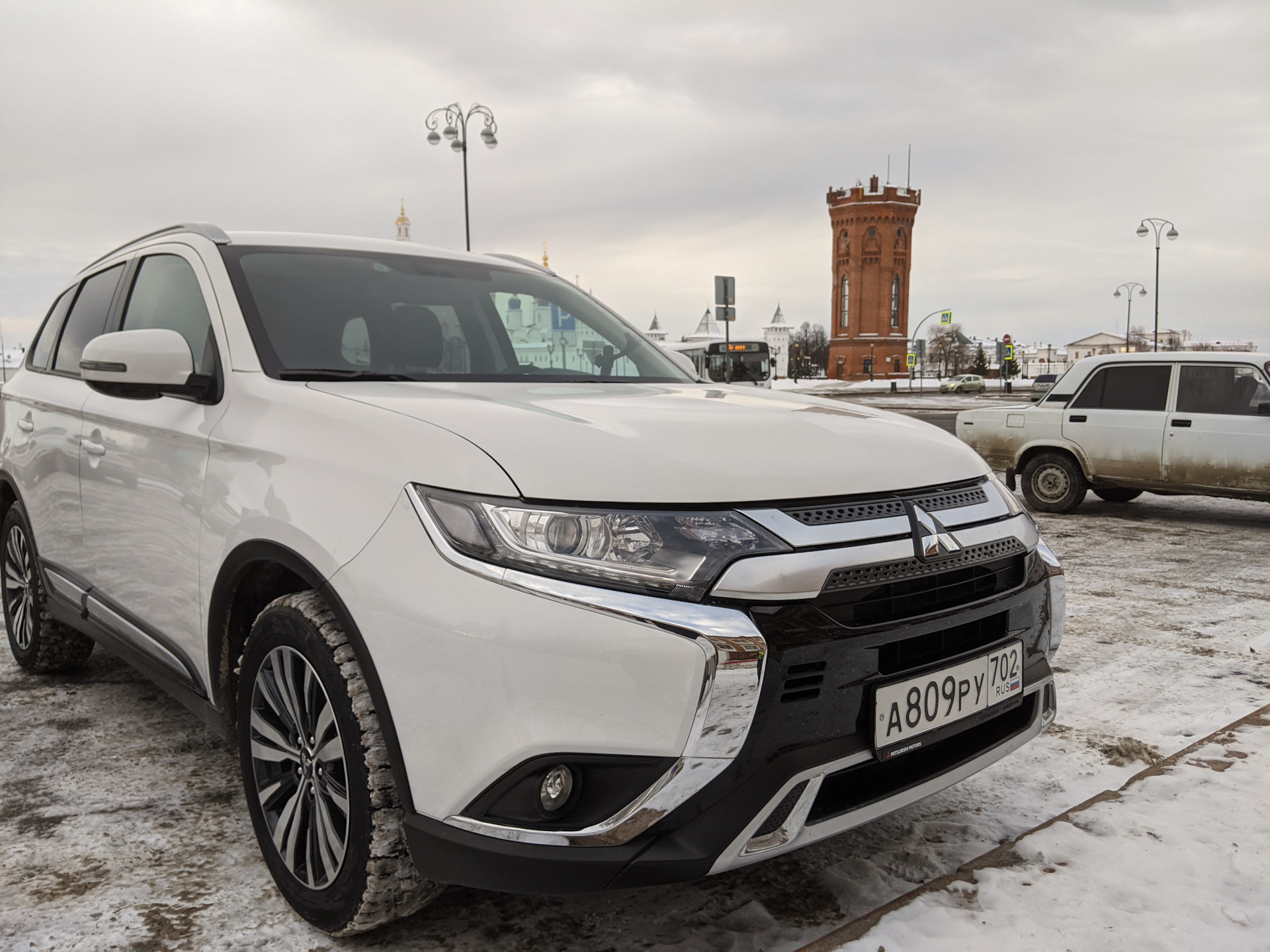 Mitsubishi outlander 15 год. Мицубиси аутлендер 15 года. Mitsubishi outlander 5. Аутлендер 2015 black. Mitsubishi outlander 15 год.