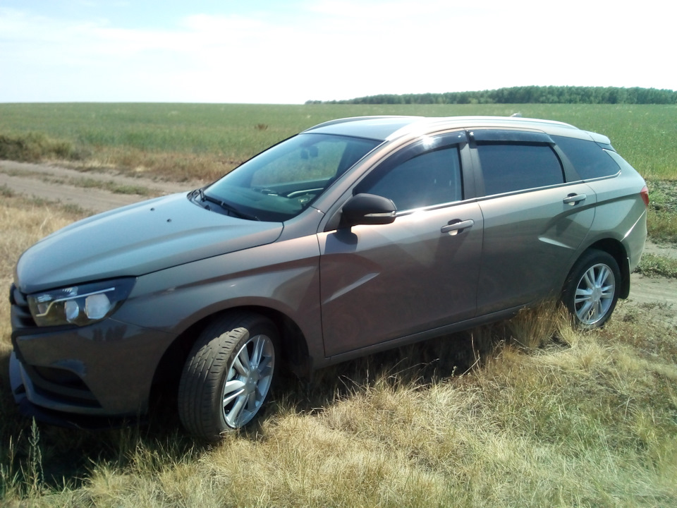 Фото в бортжурнале Lada Vesta SW (1G)