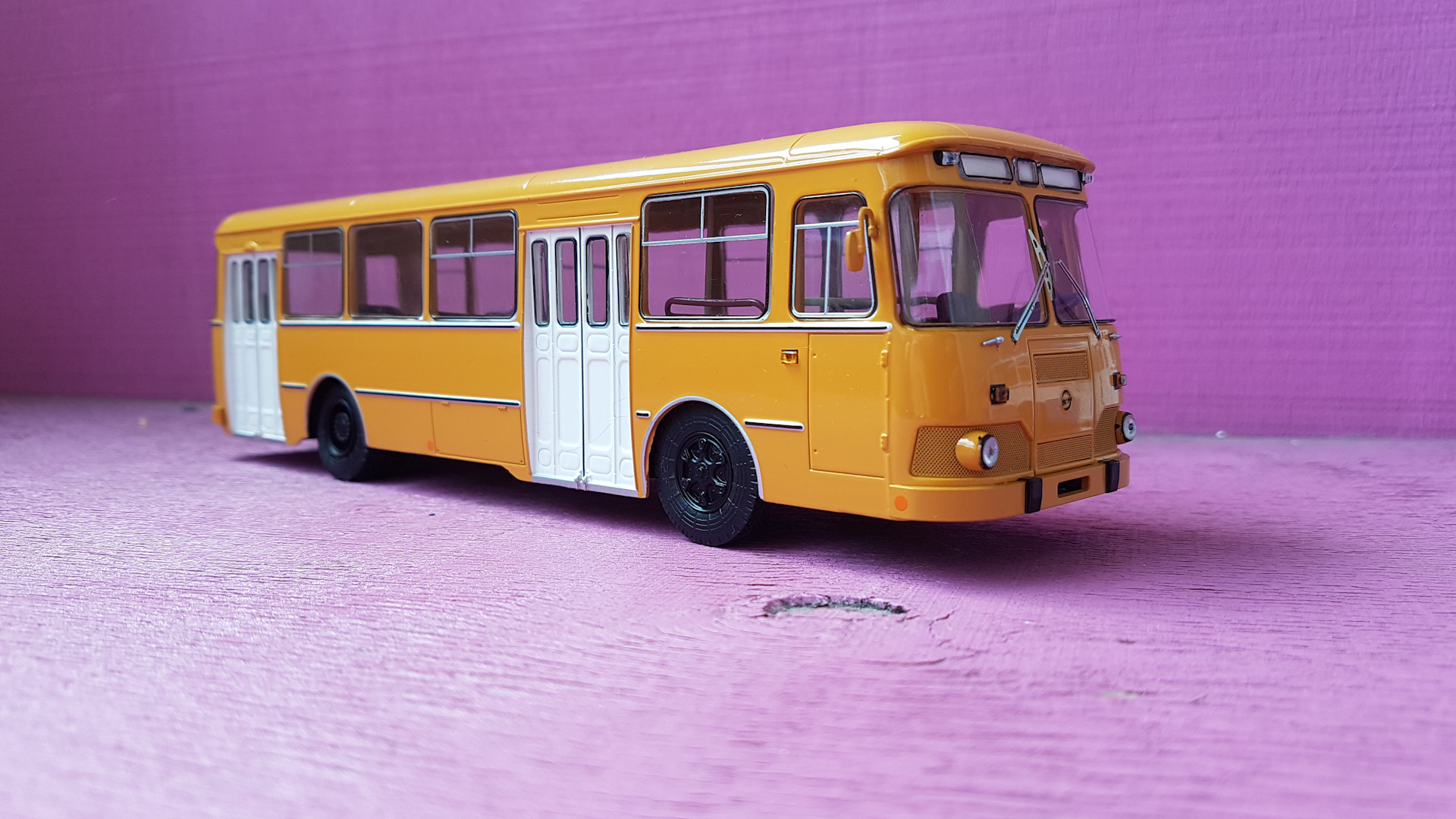 Модель автобуса лиаз