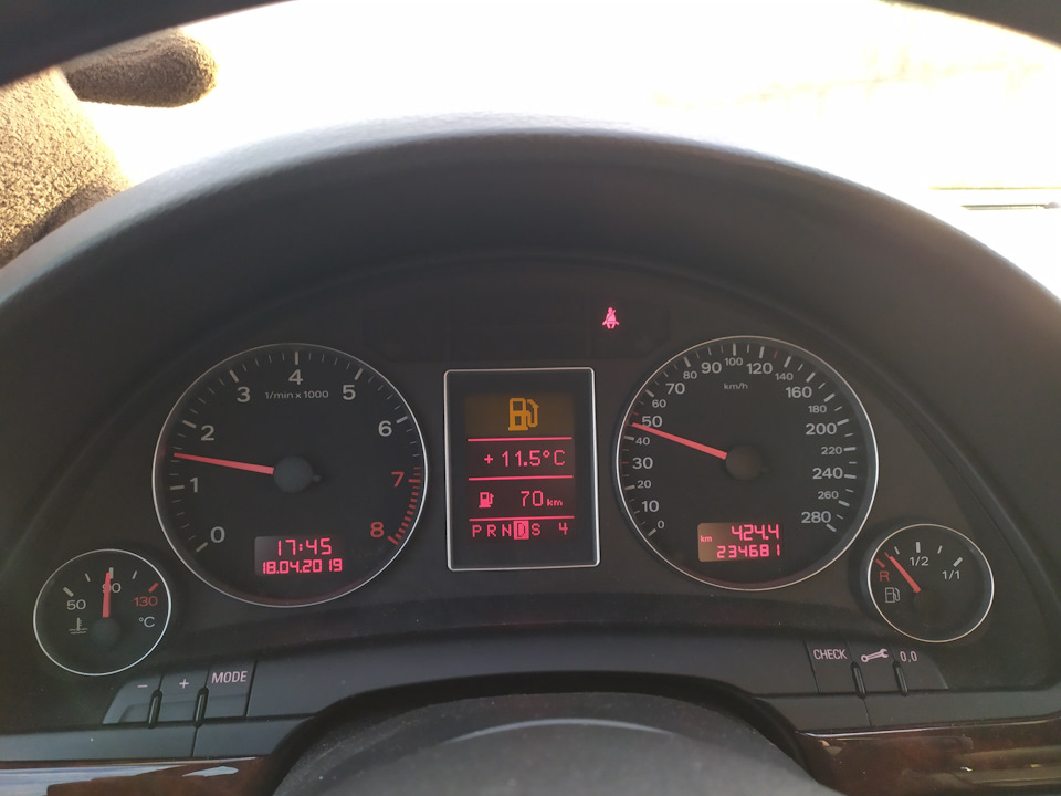 Фото в бортжурнале Audi A4 (B7)