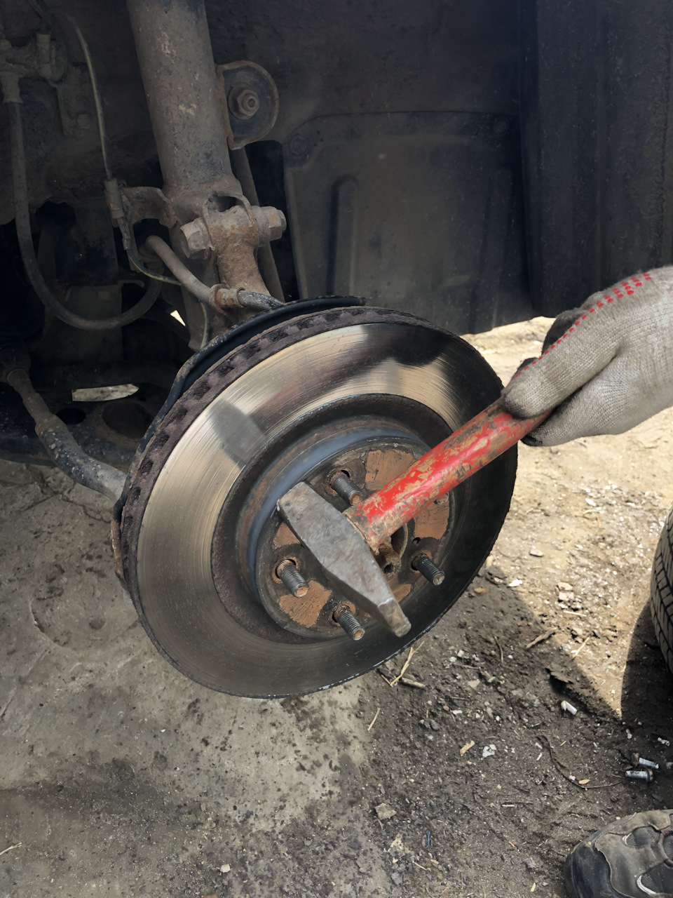 Фото в бортжурнале Toyota RAV4 (IV)