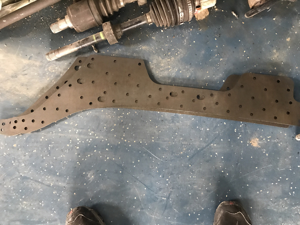 Усиление лонжеронов Нива 21214 — Lada 4x4 3D, 1,7 л, 2013 года ...