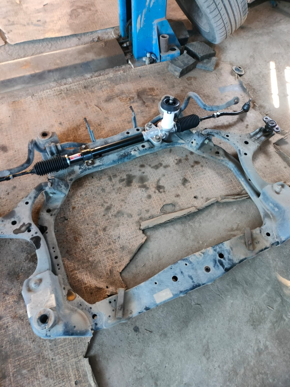 ОРРРРРигиналтная рулевая рейка и стойки стабилизатора. — KIA Rio (2G ...