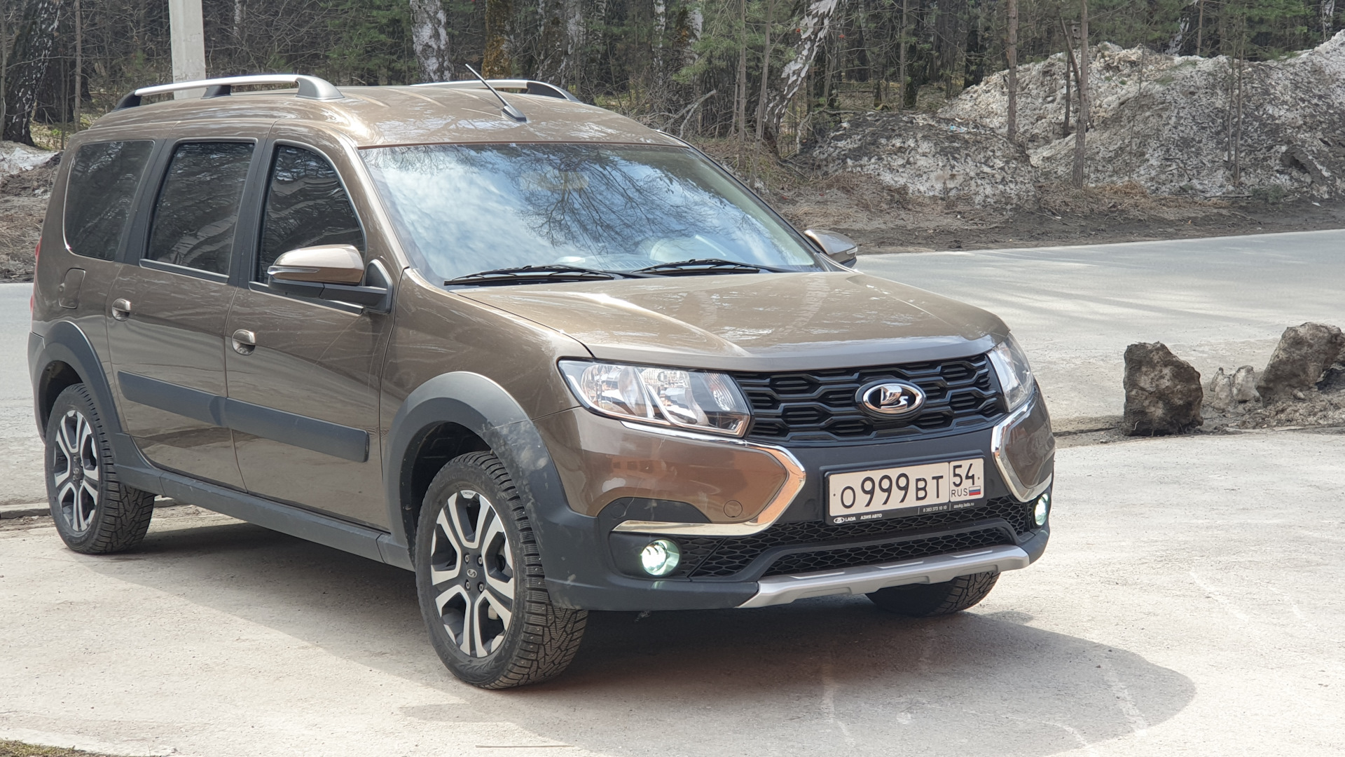 Lada Largus Cross 1.6 бензиновый 2021 | Ларик (Luxe Prestige) на DRIVE2