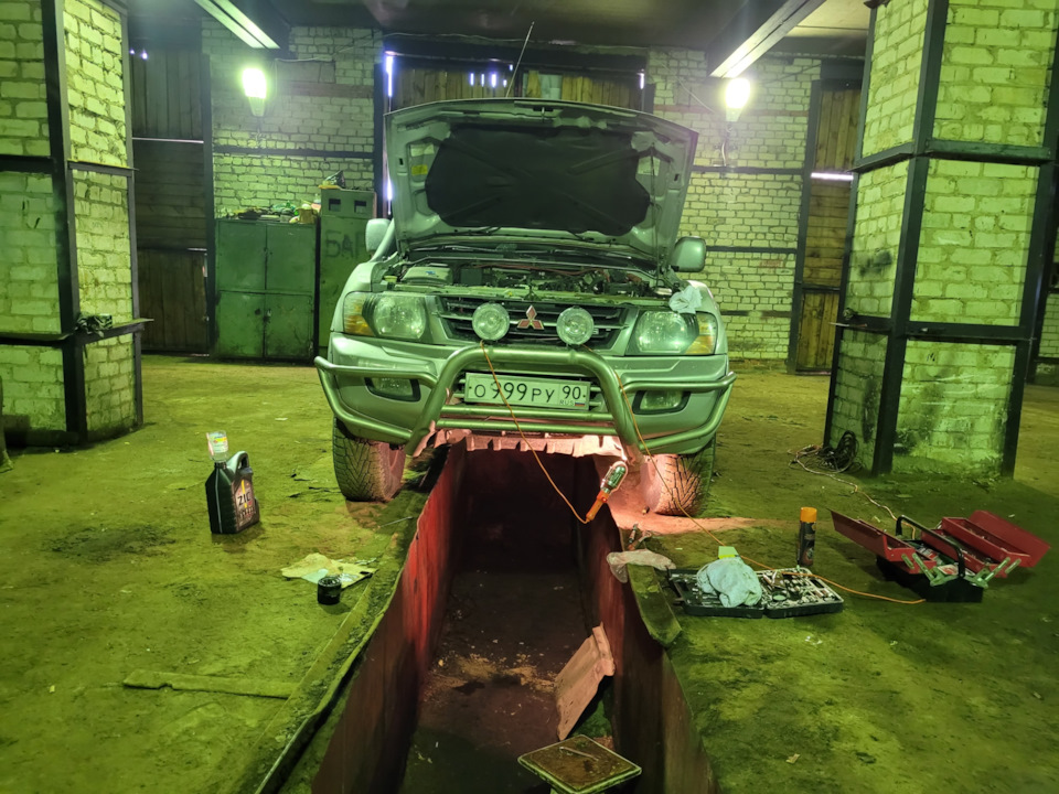 Слетел хомут шруса. Попытка импортозаместить. — Mitsubishi Montero III ...