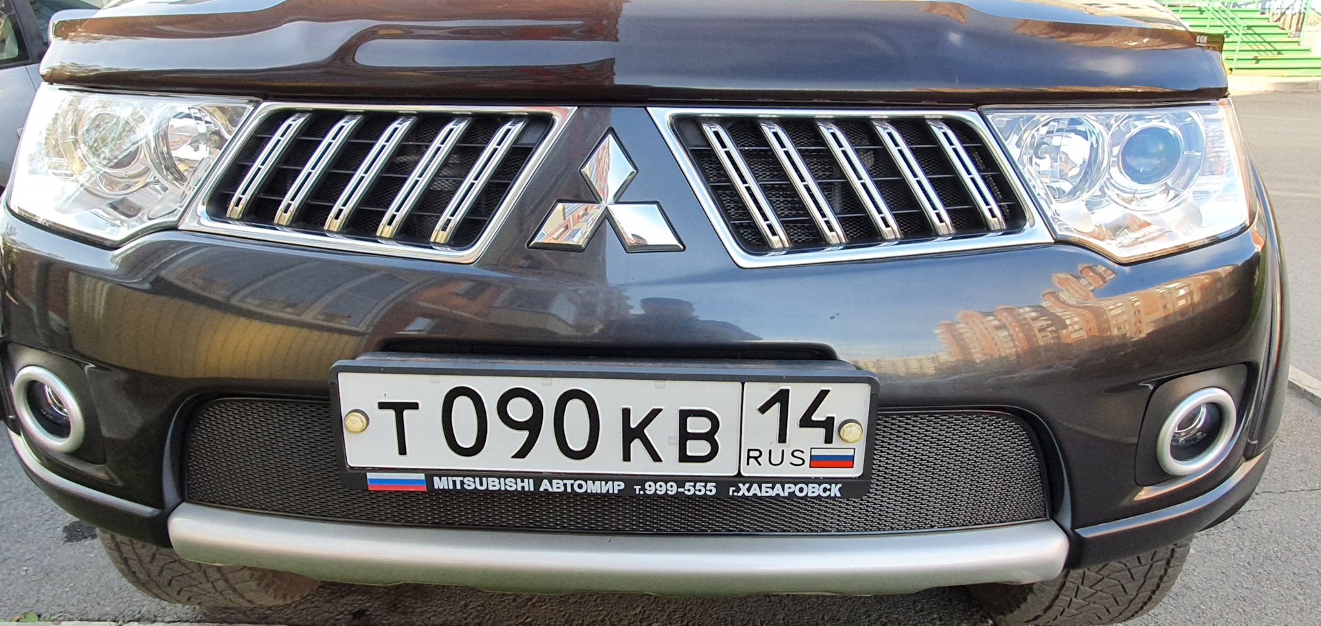 Решетка радиатора паджеро спорт