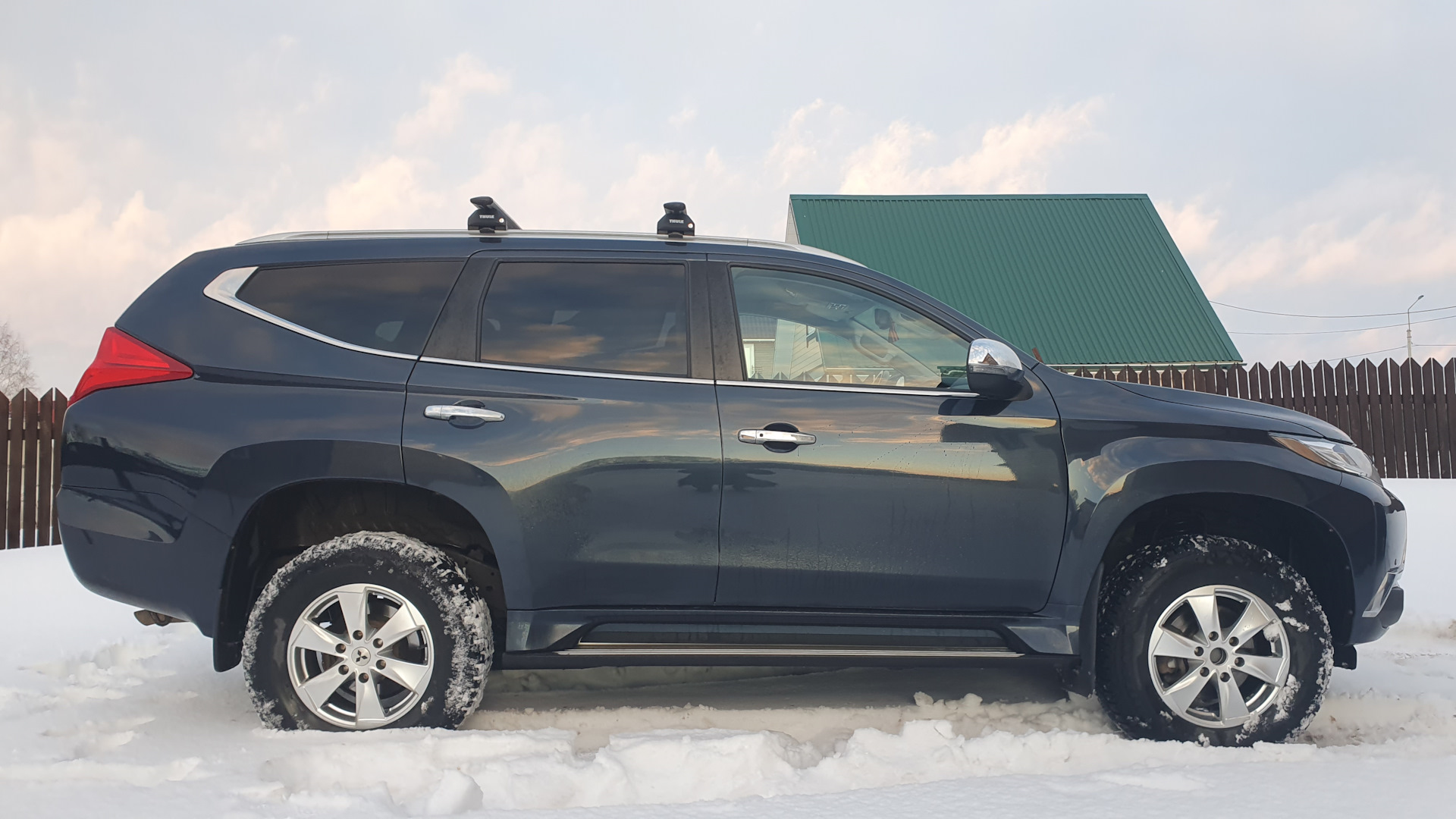 Паджеро спорт 3 литра бензин