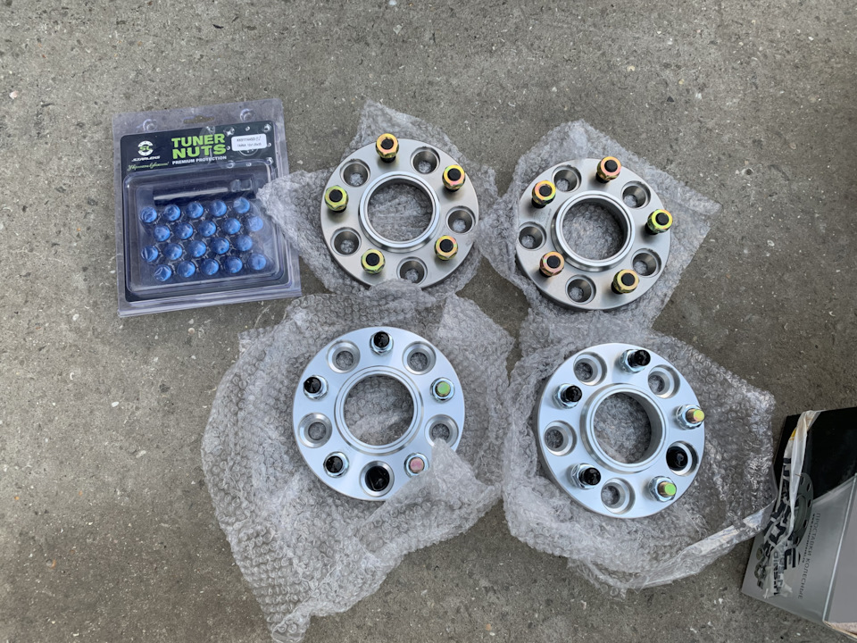 Проставки — Infiniti FX (2G)