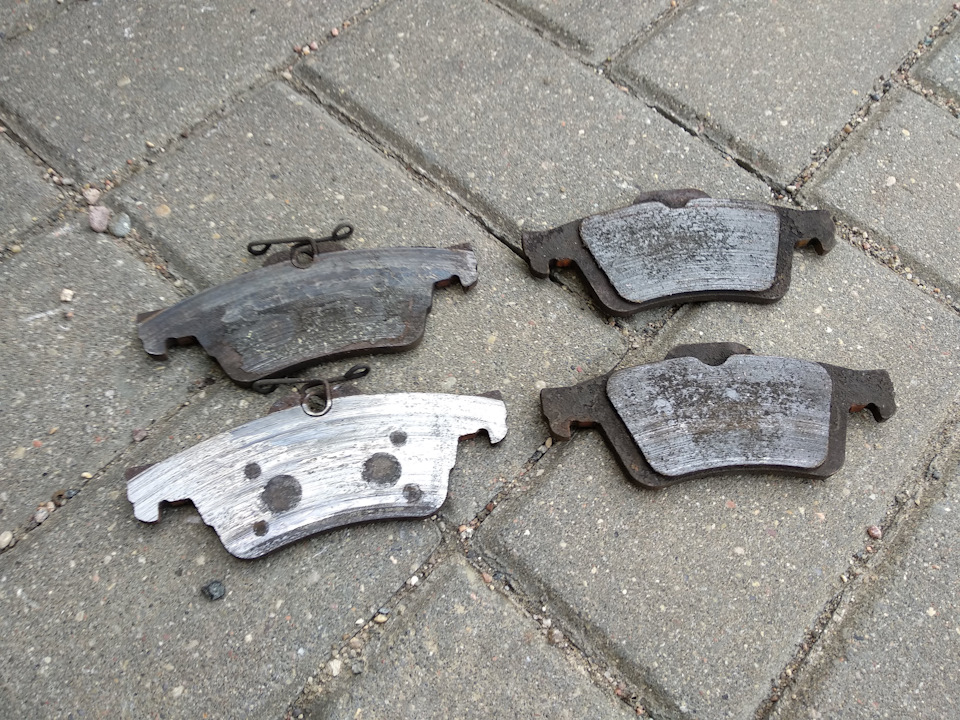 Внутренние колодки, давай досвидание — Ford Escape (3G)