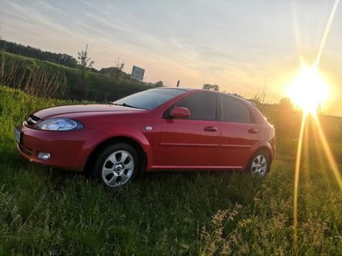 Lacetti 5d 2008 Purple