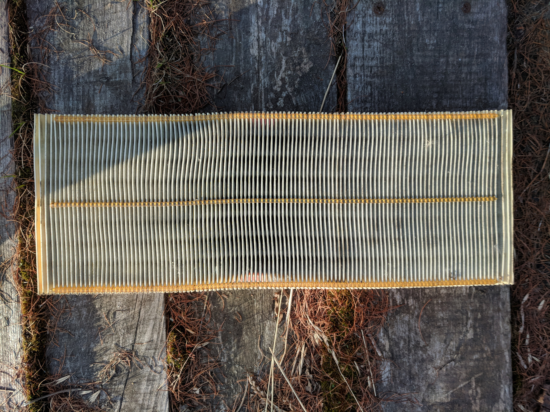 Запах бензина из под воздушного фильтра, кто сталкивался? — Volkswagen ...