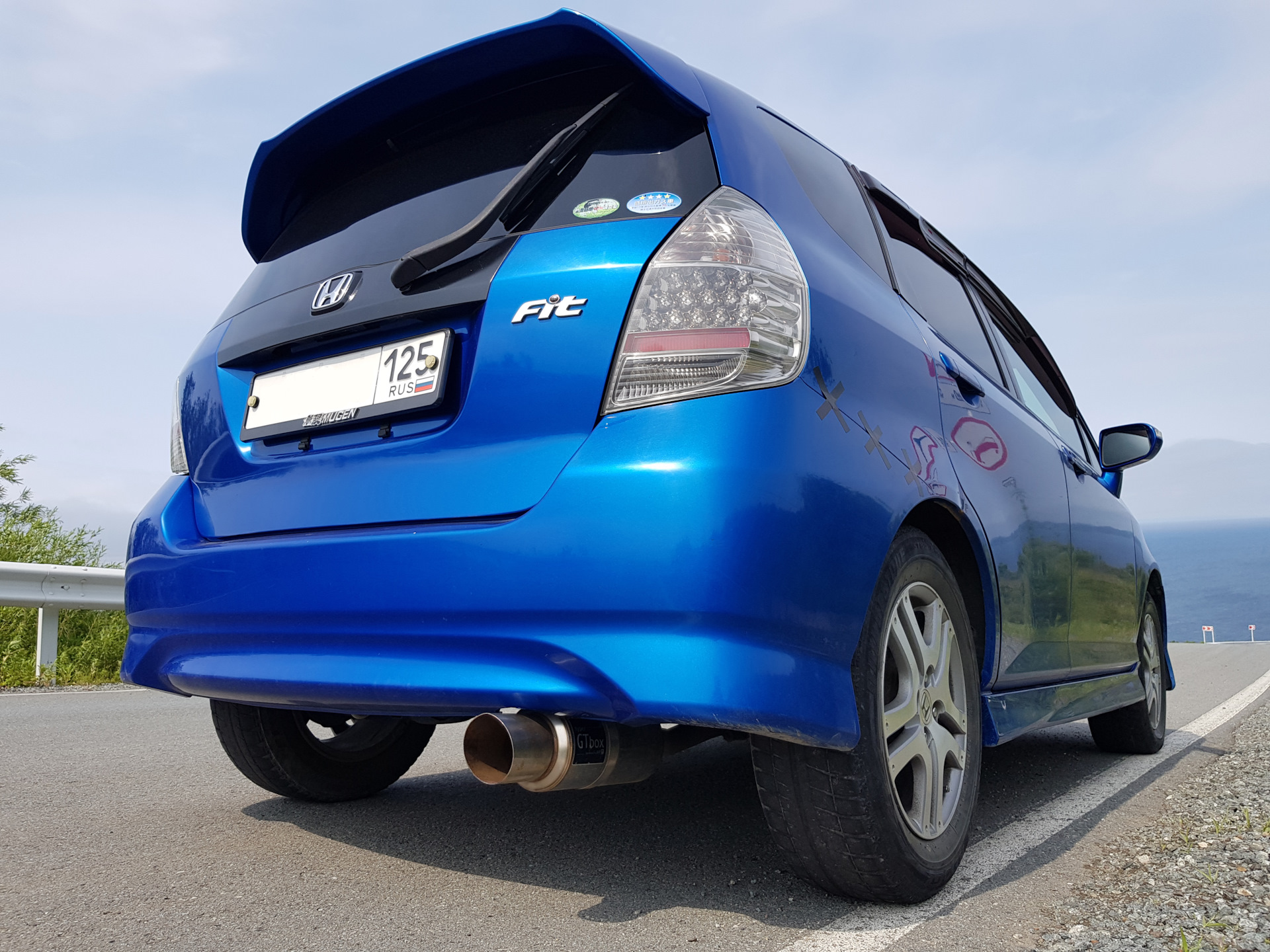 Honda fit gd. Honda Fit gd1. Honda Fit gd1 Mugen. Honda Fit 1.3. Fit Mugen gd1 выхлоп.