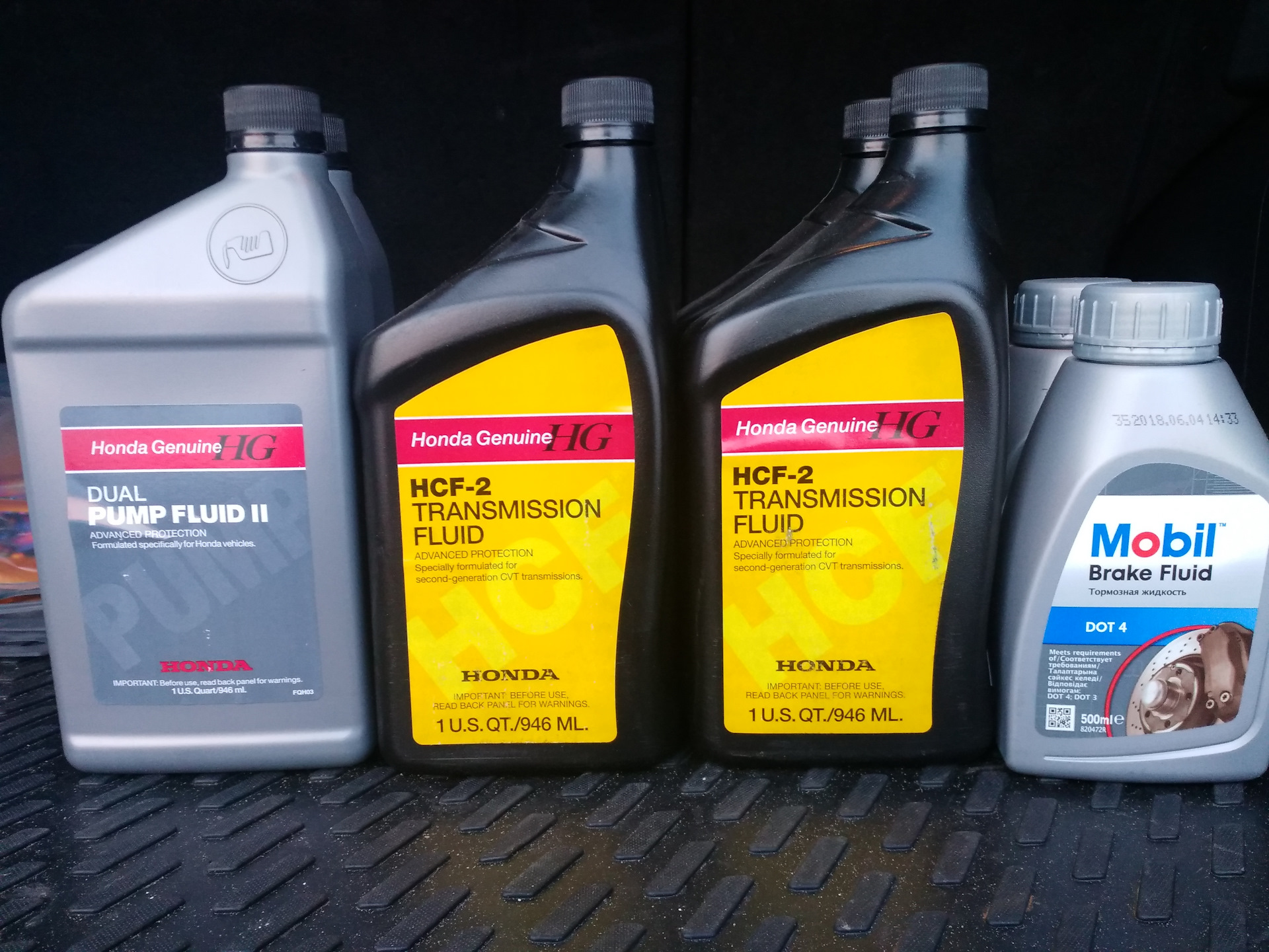 Масло акпп cr v. Тормозная жидкость Honda CR V 3. Тормозная жидкость для Хонда СРВ 3. Тормозная жидкость для Хонда СРВ 2 поколения. Хонда CR-v2 масла.