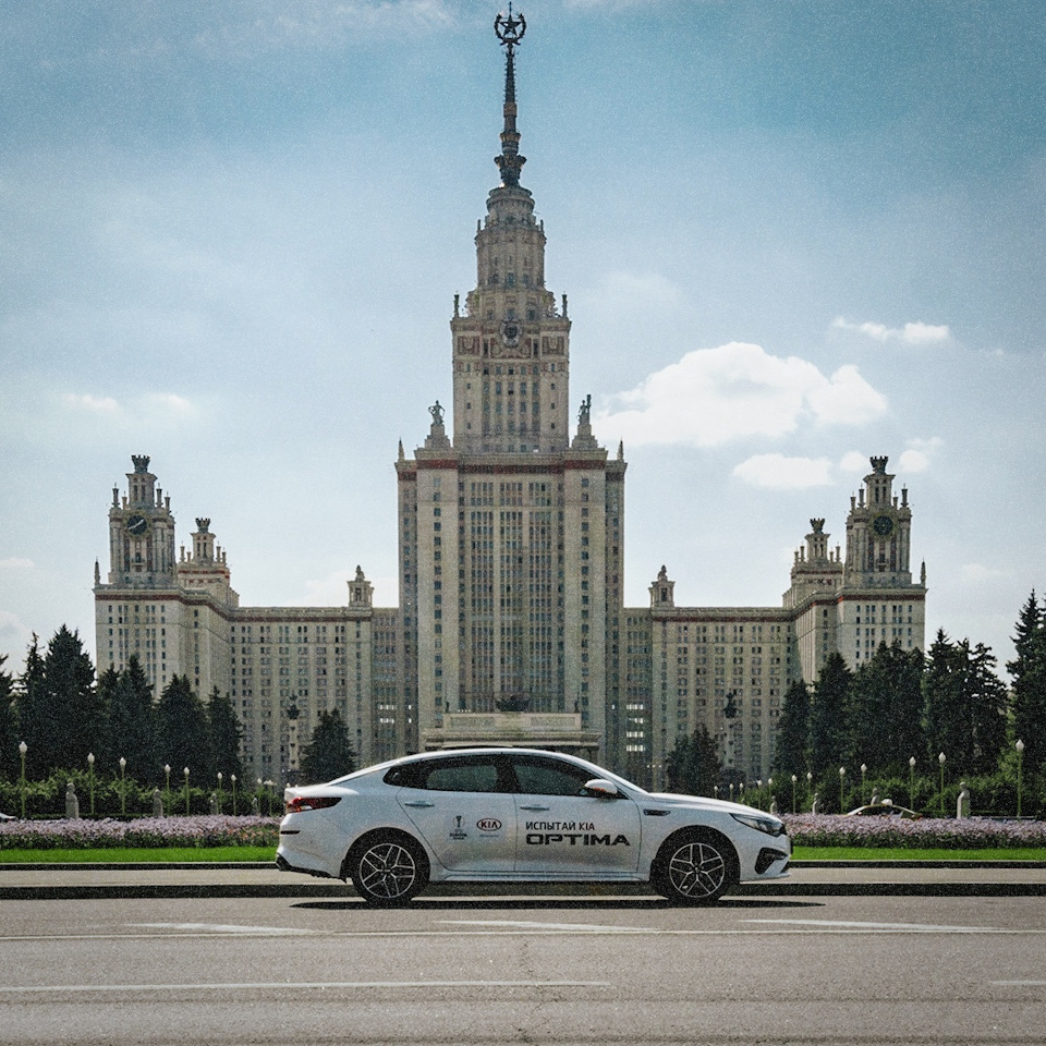 Сегодня #АГАЛАТ познакомит Вас с моделью бизнес-класса KIA Optima ...