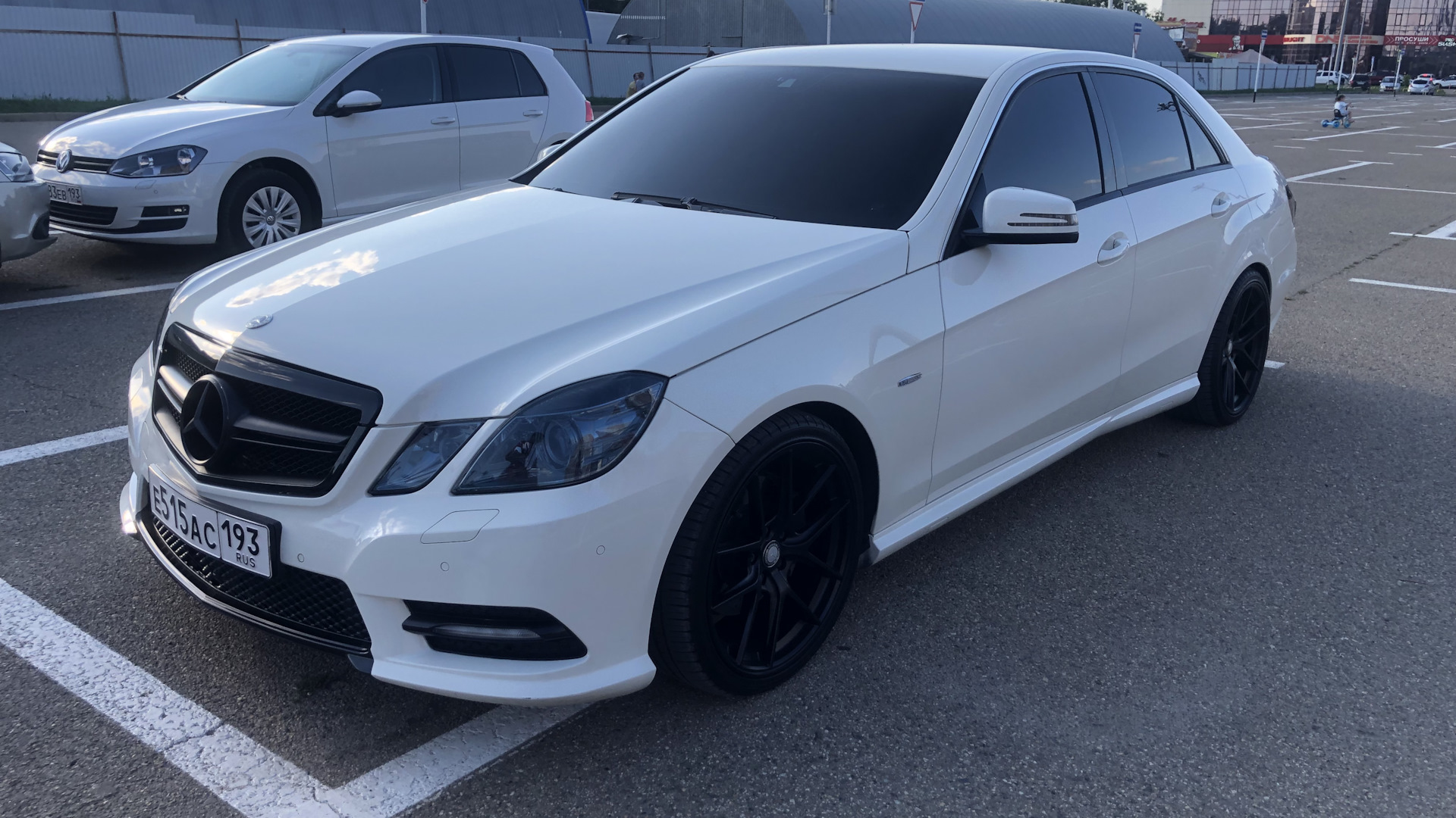 Mercedes-Benz E-class (W212) 1.8 бензиновый 2011 | W212 white на DRIVE2