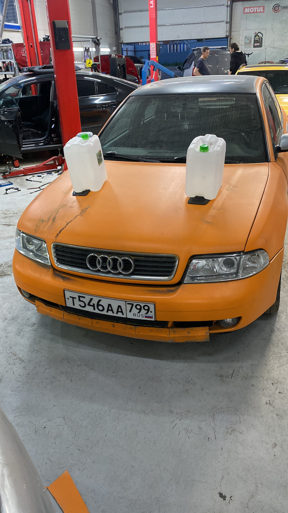 Жабры на капот. — Audi A4 (B5), 1,8 л, 1997 года | тюнинг | DRIVE2