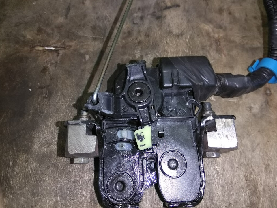 Замок багажника. Снова.((( — ГАЗ 3110, 2,4 л., 2001 года | поломка | DRIVE2