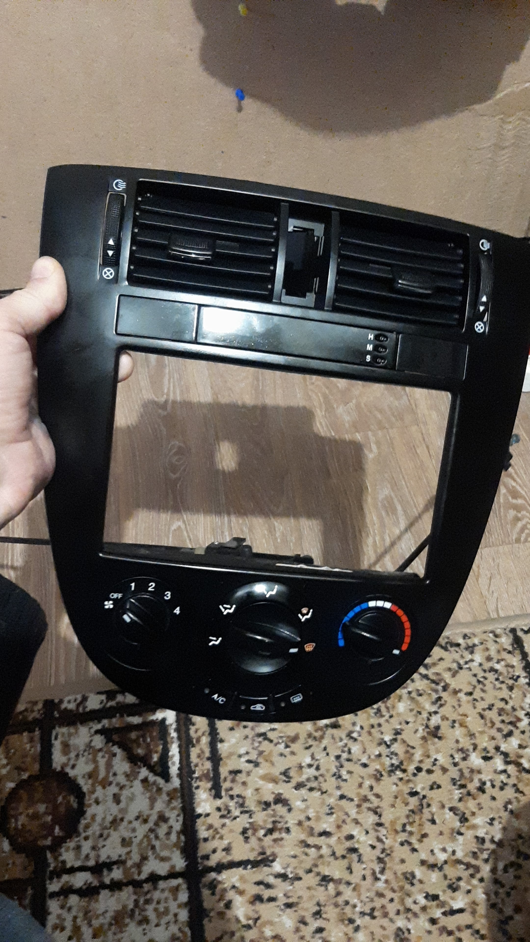 Переключатель потока воздуха — Chevrolet Lacetti Sedan, 1,4 л, 2011 ...