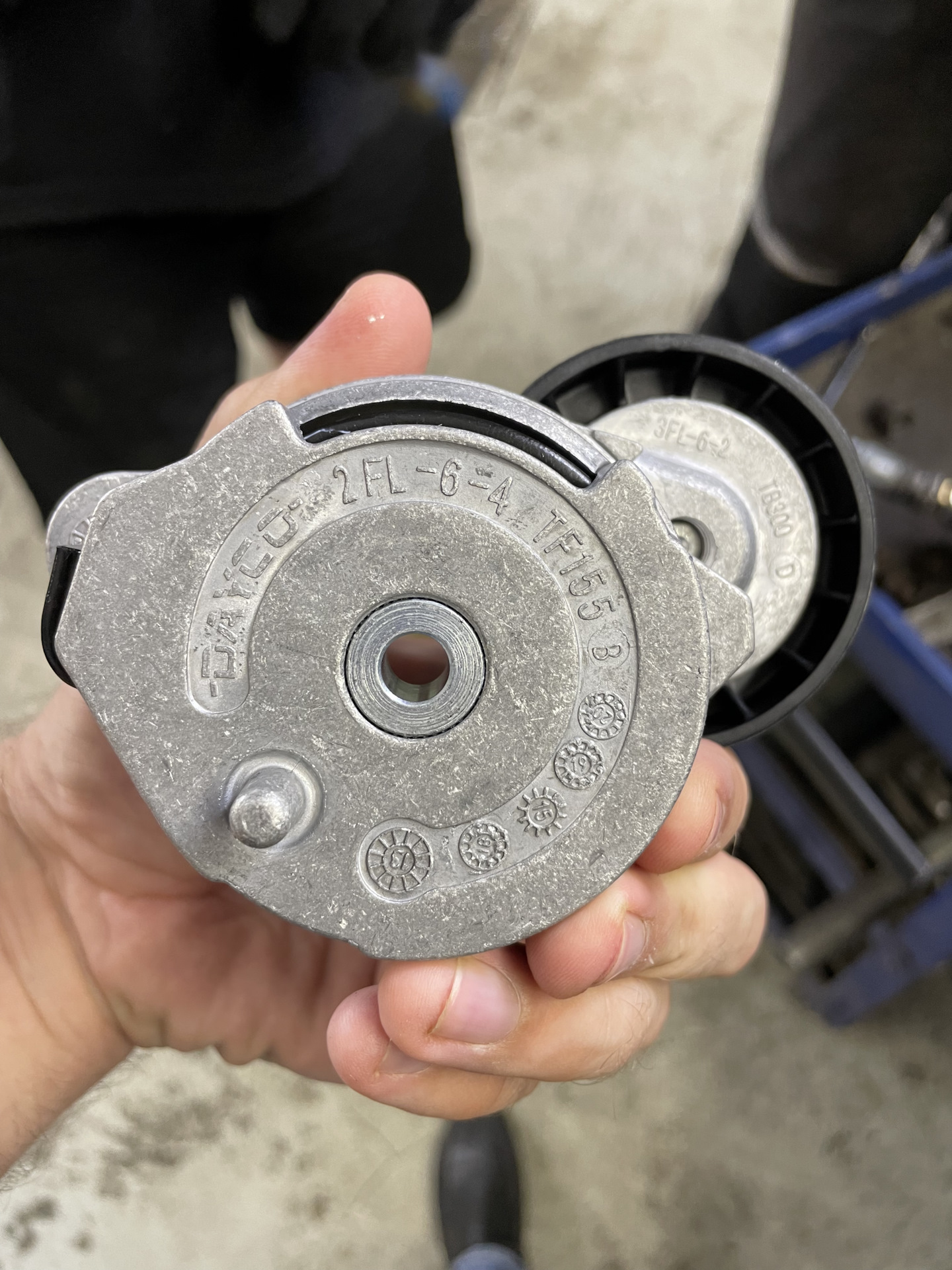 ТО, замена ремня генератора, замена масла в халдекс — Volvo XC60 (1G ...