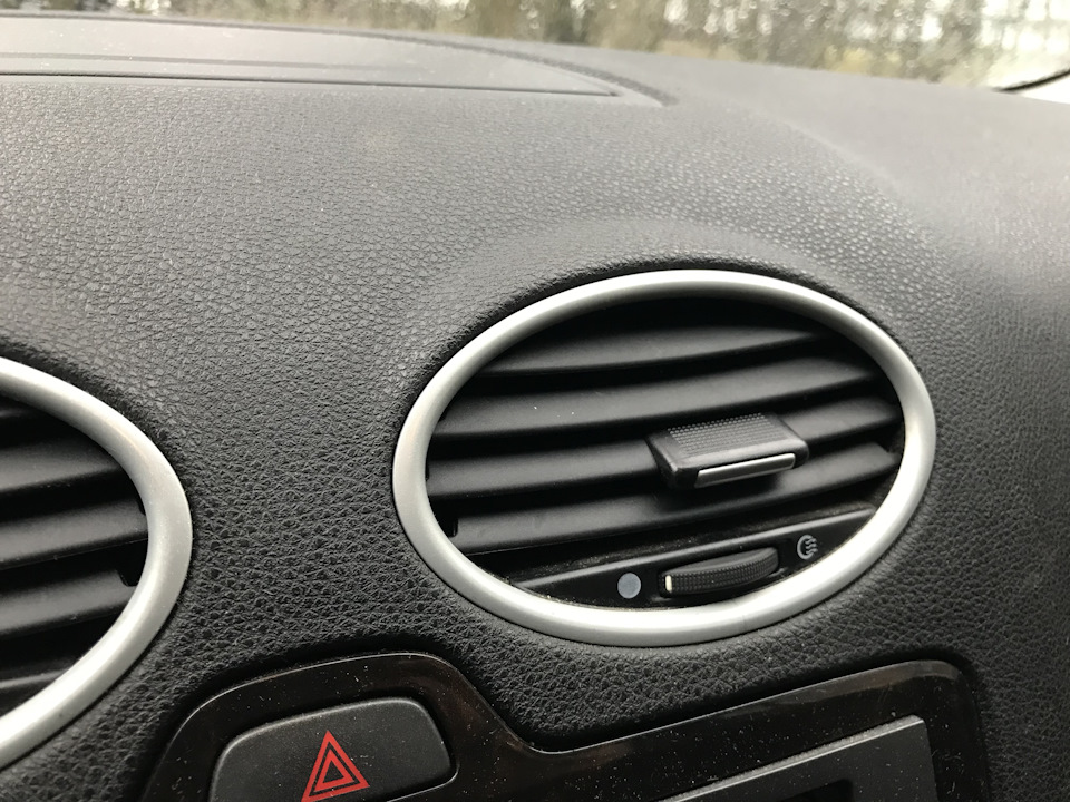 Ремонт воздуховода. — Ford Focus Sedan II, 1,8 л, 2006 года | своими ...