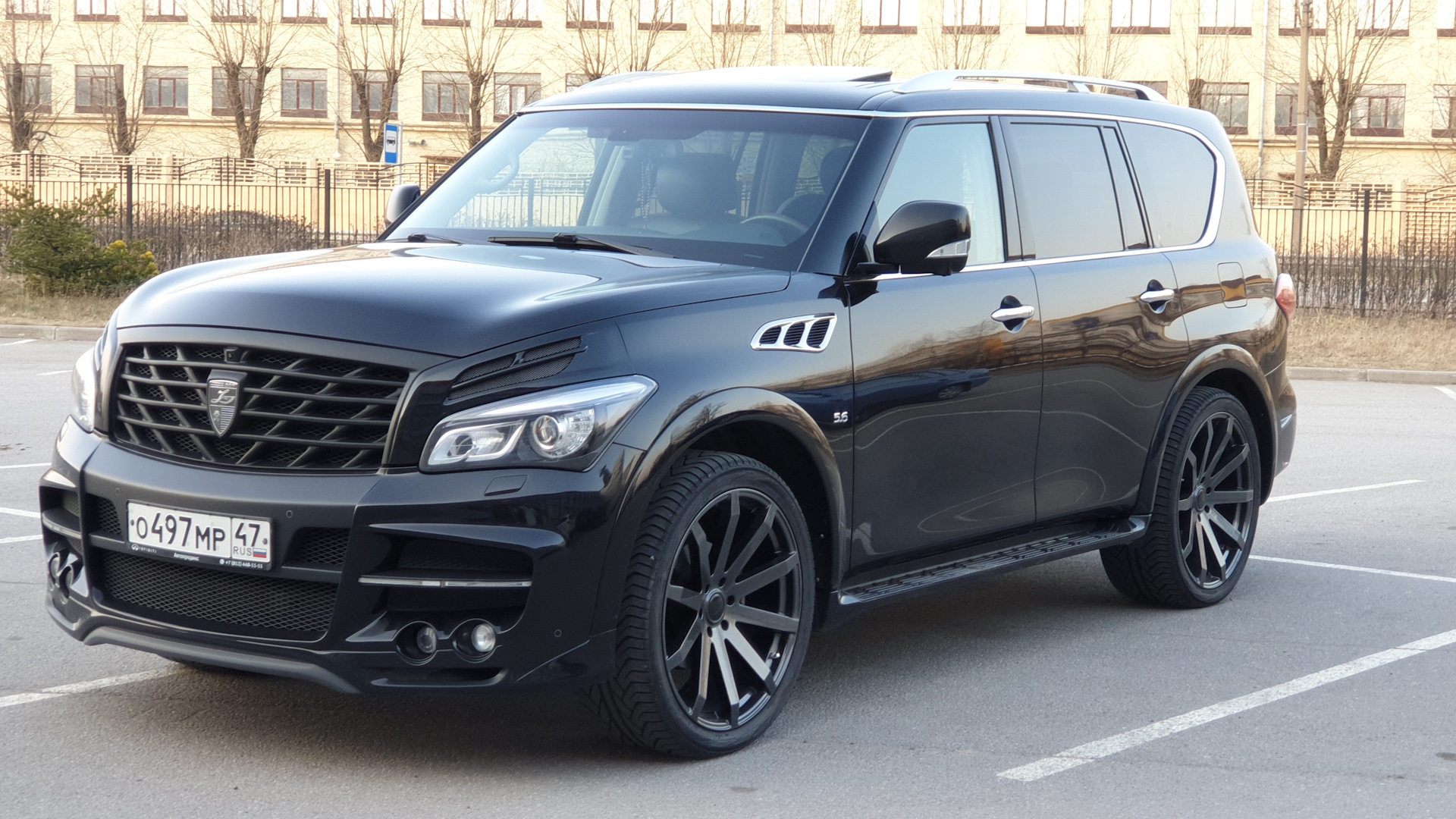 Инфинити qx80 черный