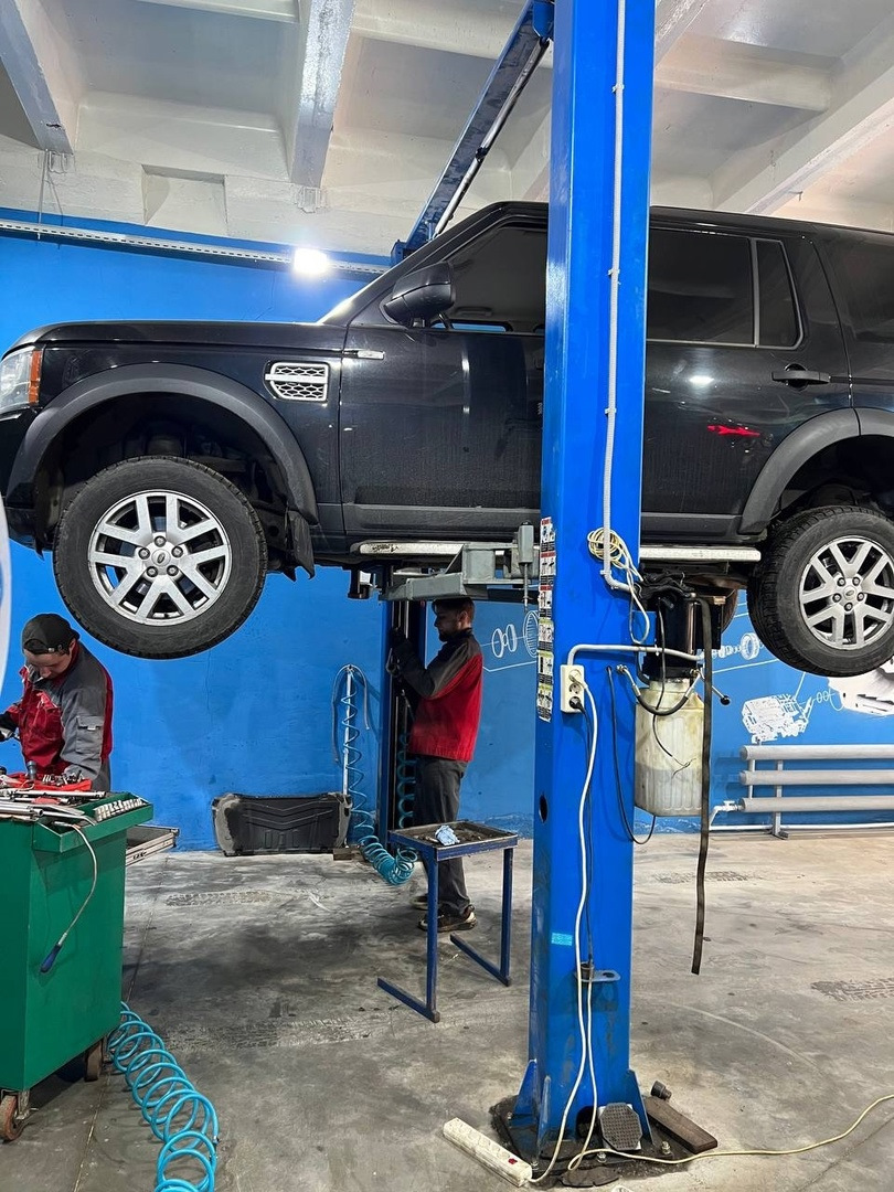 В ремонте — Ленд Ровер Дискавери 4, 2009 год. — ZF Master на DRIVE2