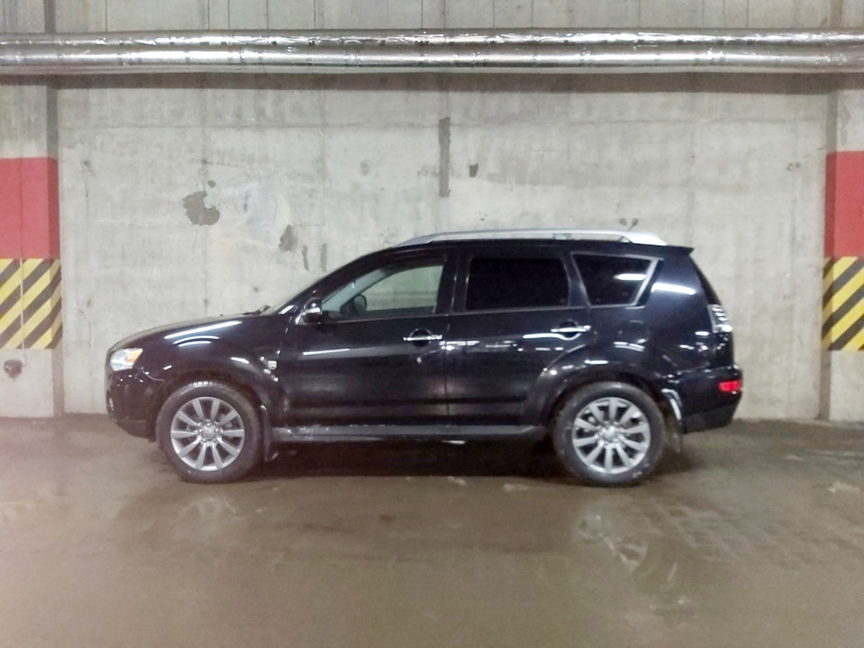 Фото в бортжурнале Mitsubishi Outlander XL