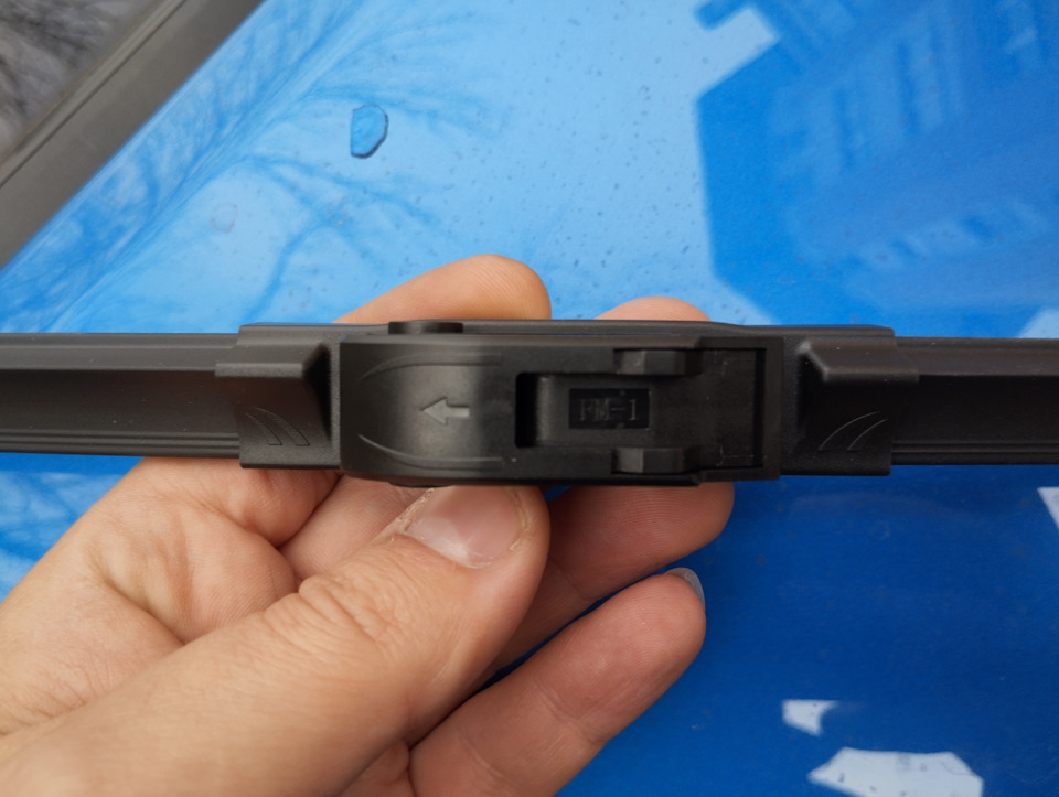 Крепление удобное, с дополнительной фиксацией — Hyundai Solaris (2G)