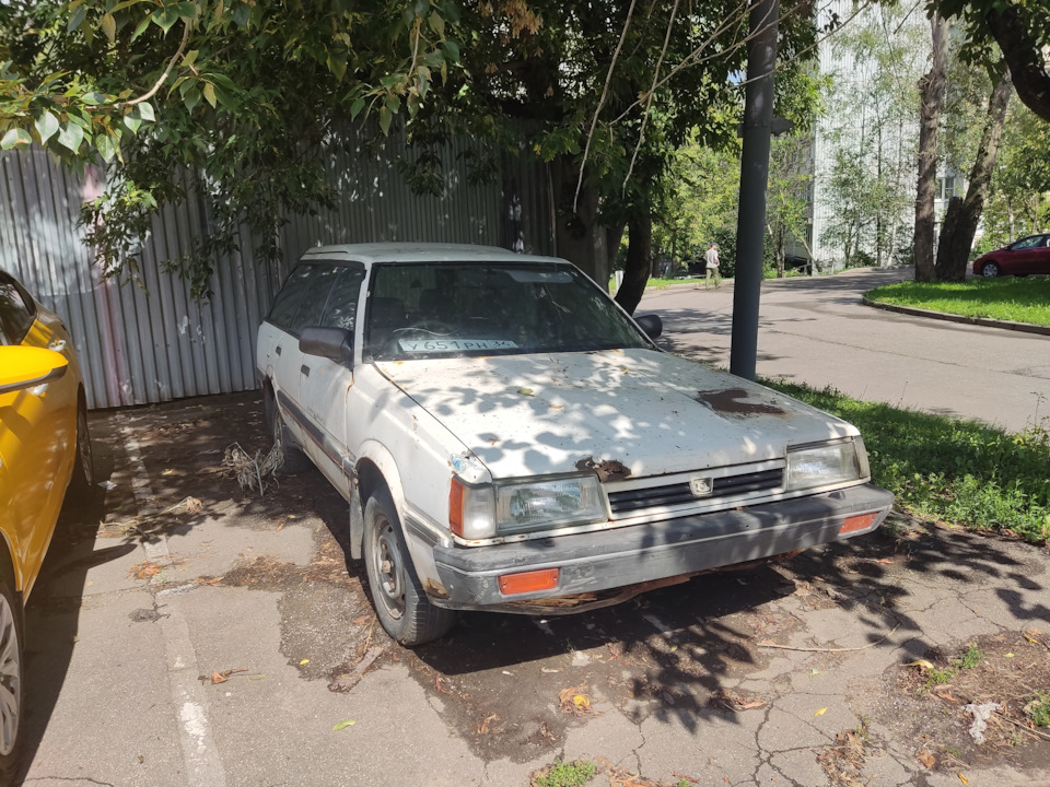 Субару на Нагорной. Москва — Сообщество «Брошенные Машины» на DRIVE2