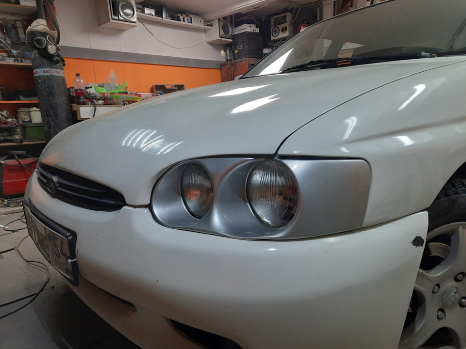 Решение с "поворотниками" в бампер — Ford Escort Mk6, 1,3 л, 1998 года ...