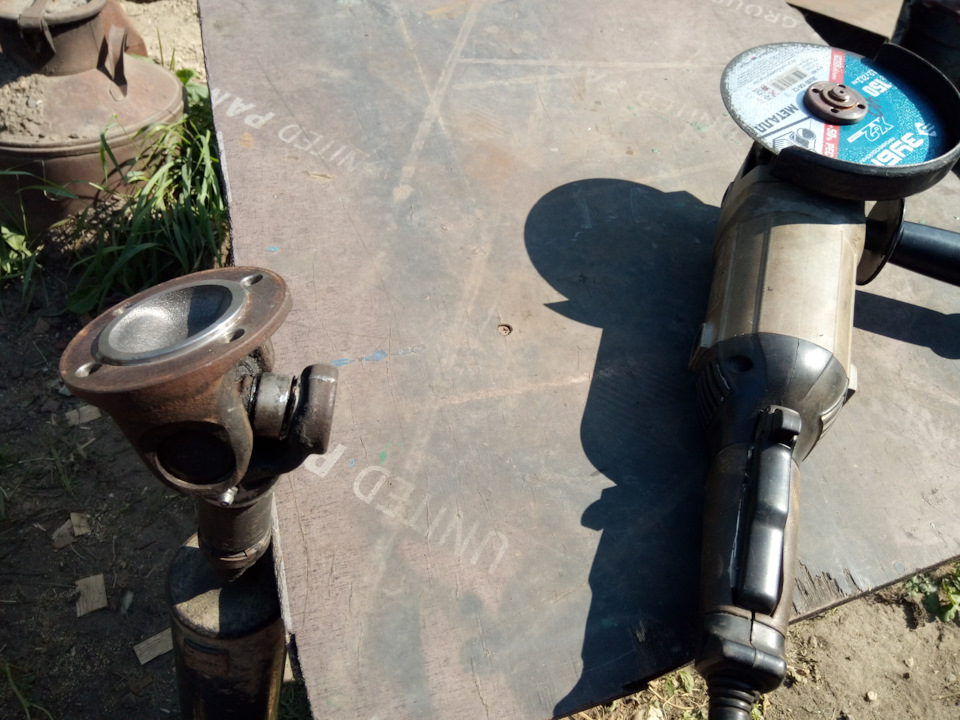 HzsZ9Ye5PYyB9m6ito9tDuMzz7Y 960 Как выбить крестовину нива шевроле